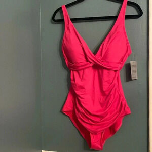 Sea level swim - NWT - hot pink one piece - size 10 - adjustable straps